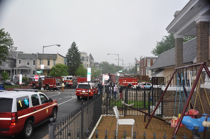 Fire on Quincy St 01.jpg